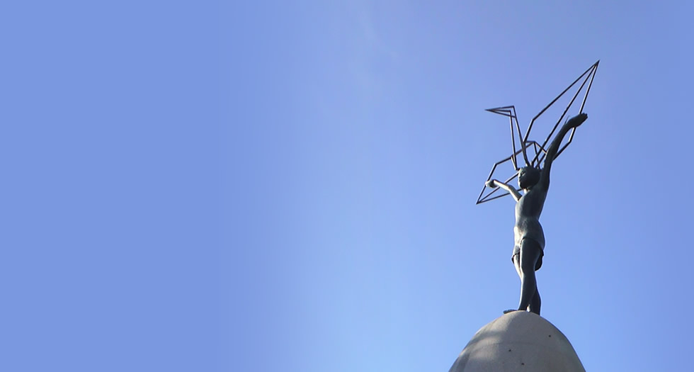 佐々木禎子 | 原爆の子の像 六年竹組の仲間たち